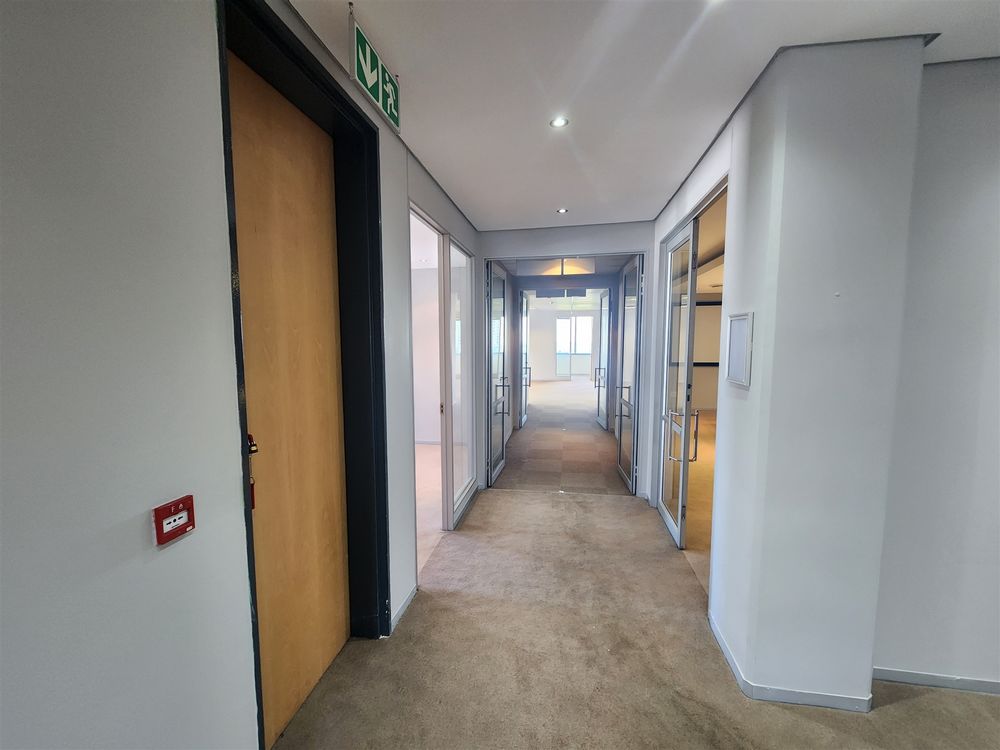82 Grayston Drive - Sandton - 4th Fl 788.4m² (3)