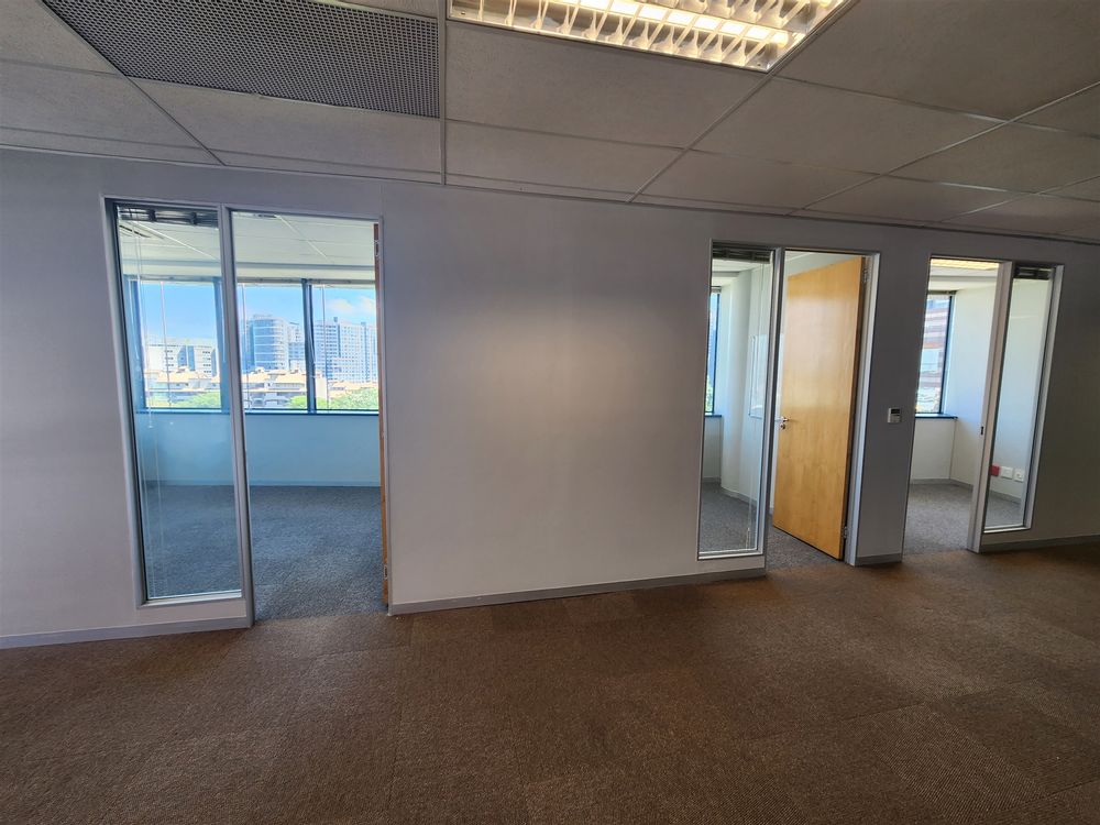 82 Grayston Drive - Sandton - 4th Fl 788.4m² (7)