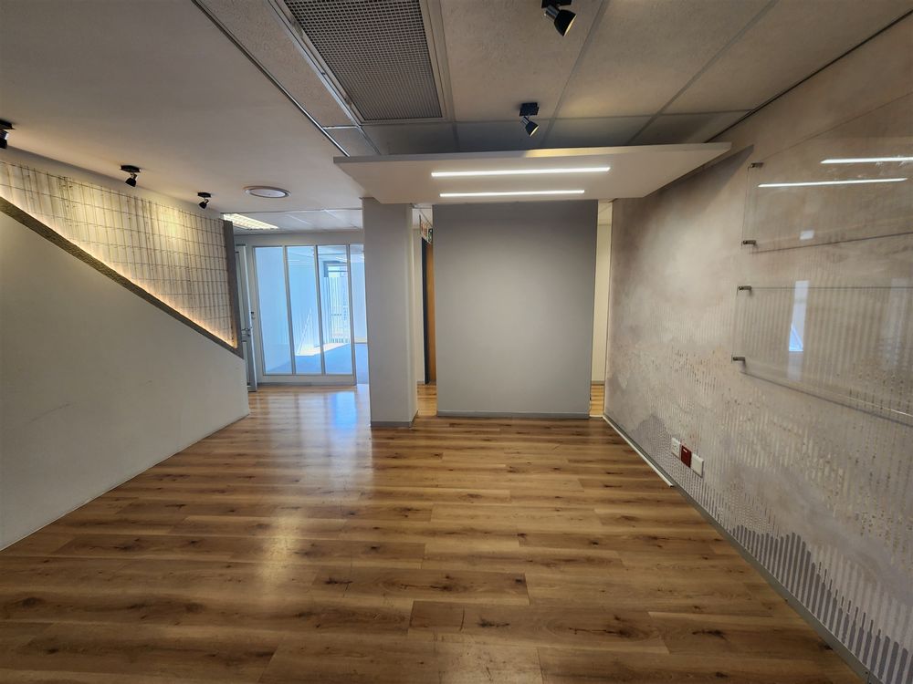 82 Grayston Drive - Sandton - 4th fl 489m² (2)