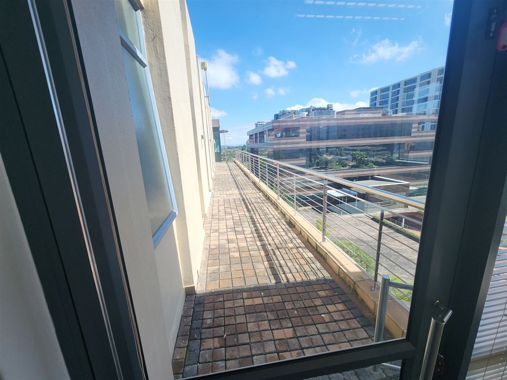 82 Grayston Drive - Sandton - 4th fl 489m² (9)