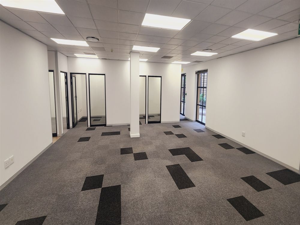 Strathavon II - Sandton - Bldg 2 Grfl 328.09m² (5)