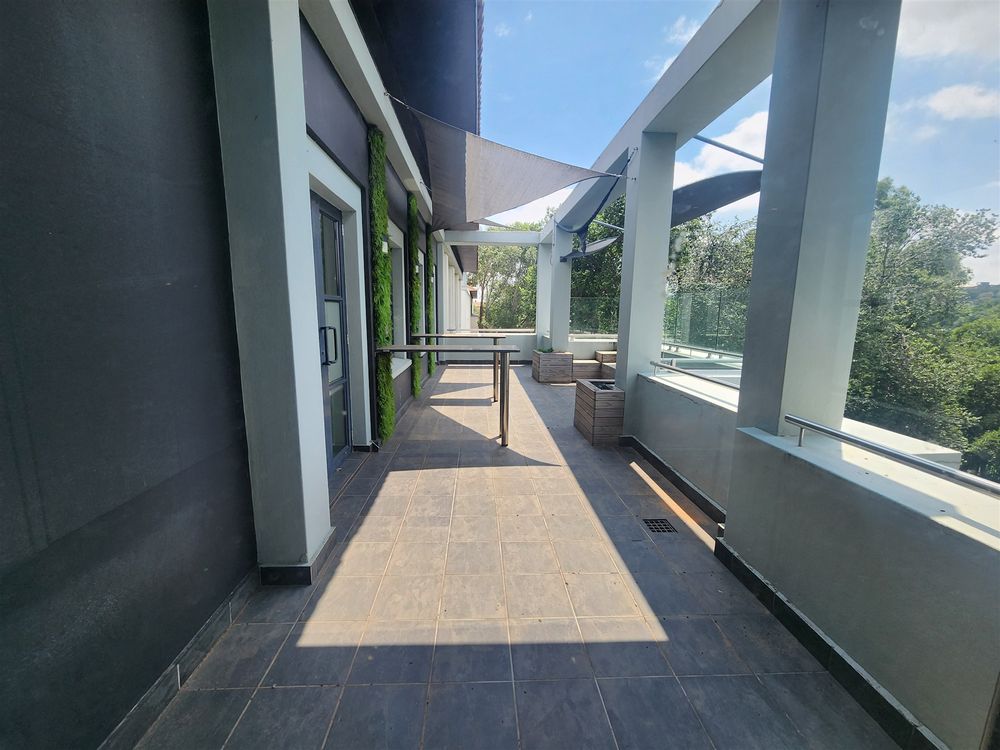 Strathavon 11 - Sandton - Bldg 2 - 972.9m² (4