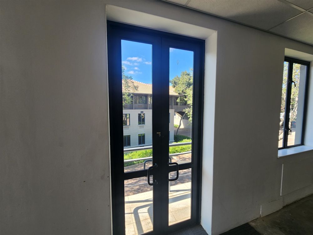 Grayston Office Park - Sandton - Bldg 4 1stfl 335.32m² (4)