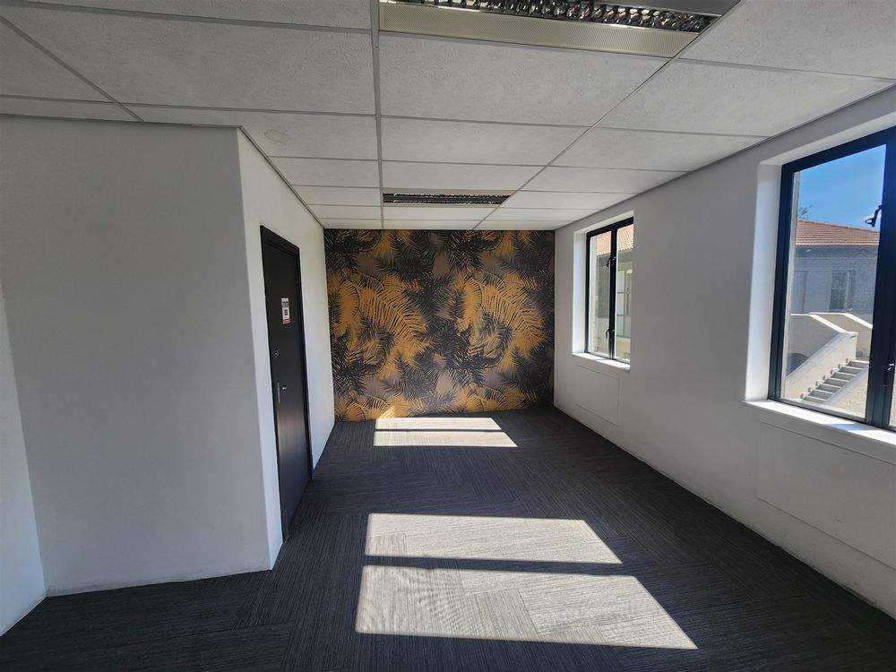 Grayston Office Park - Sandton - Bldg 4 1stfl 335.32m² (1)