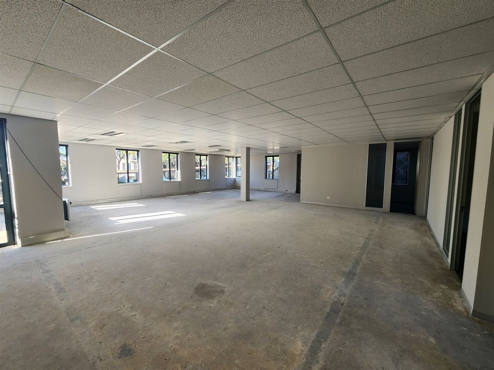 Grayston Office Park - Sandton - Bldg 5 Gr Fl 556.09m² (5)