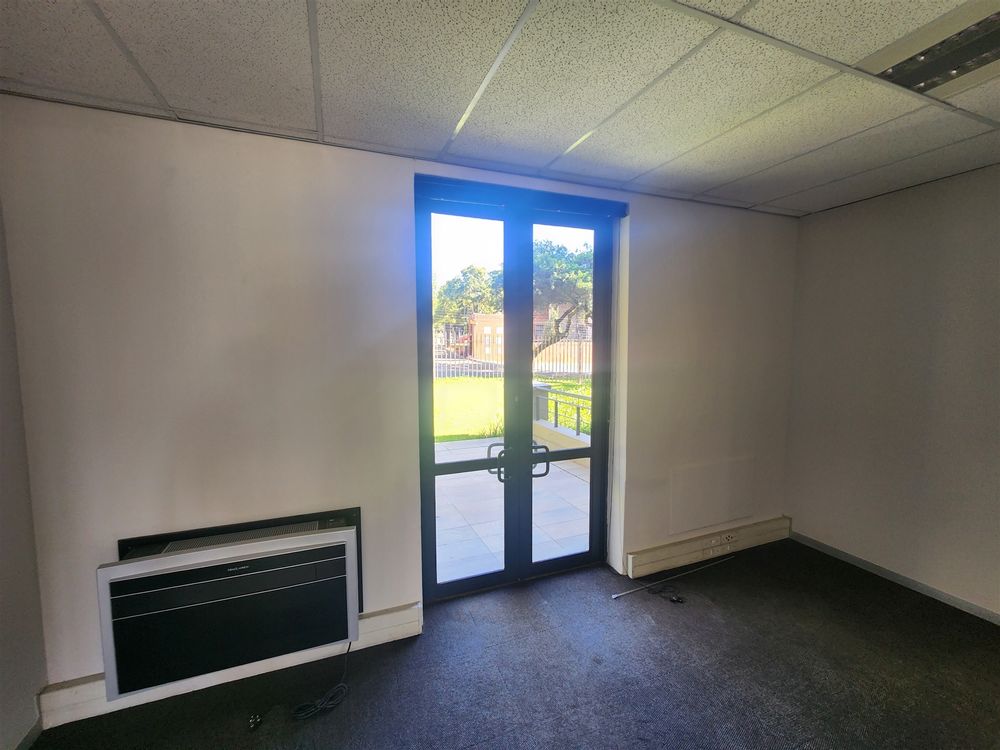 Grayston Office Park - Sandton - Bldg 5 Gr Fl 556.09m² (8)