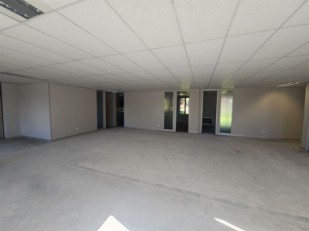 Grayston Office Park - Sandton - Bldg 5 Gr Fl 556.09m² (7)