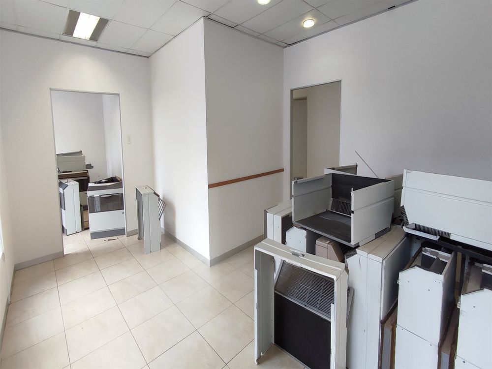 8 Sturdee Ave_Rosebank_1stfl 193m² (3)