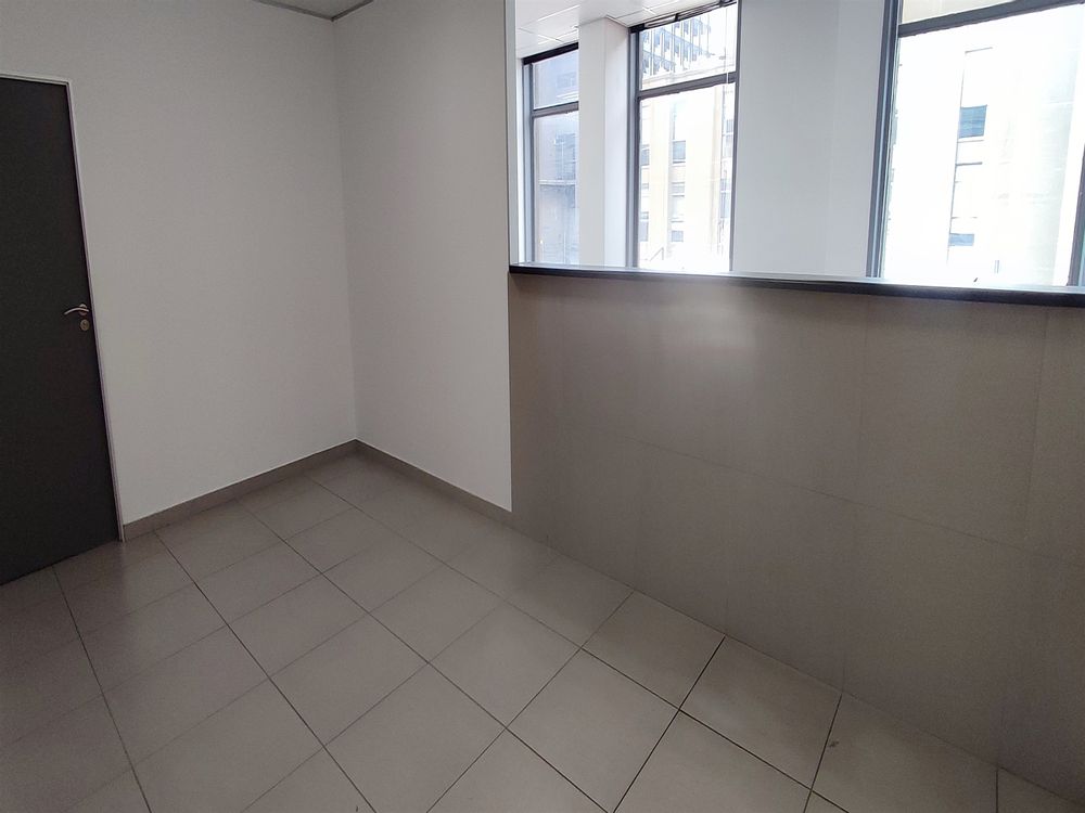 8 Sturdee Ave_2nd Fl_99m² offices_Rosebank_Johannesburg (9)