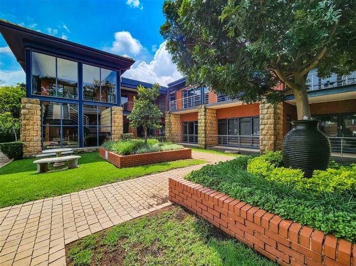 For Sale: Office in Ruimsig with boardroom, balconies, parking, and generator backup.