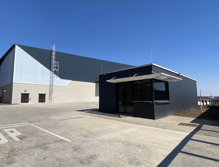 Waterfall Industrial Units To Rent: Eco-friendly design, spacious offices, and premium warehousing.