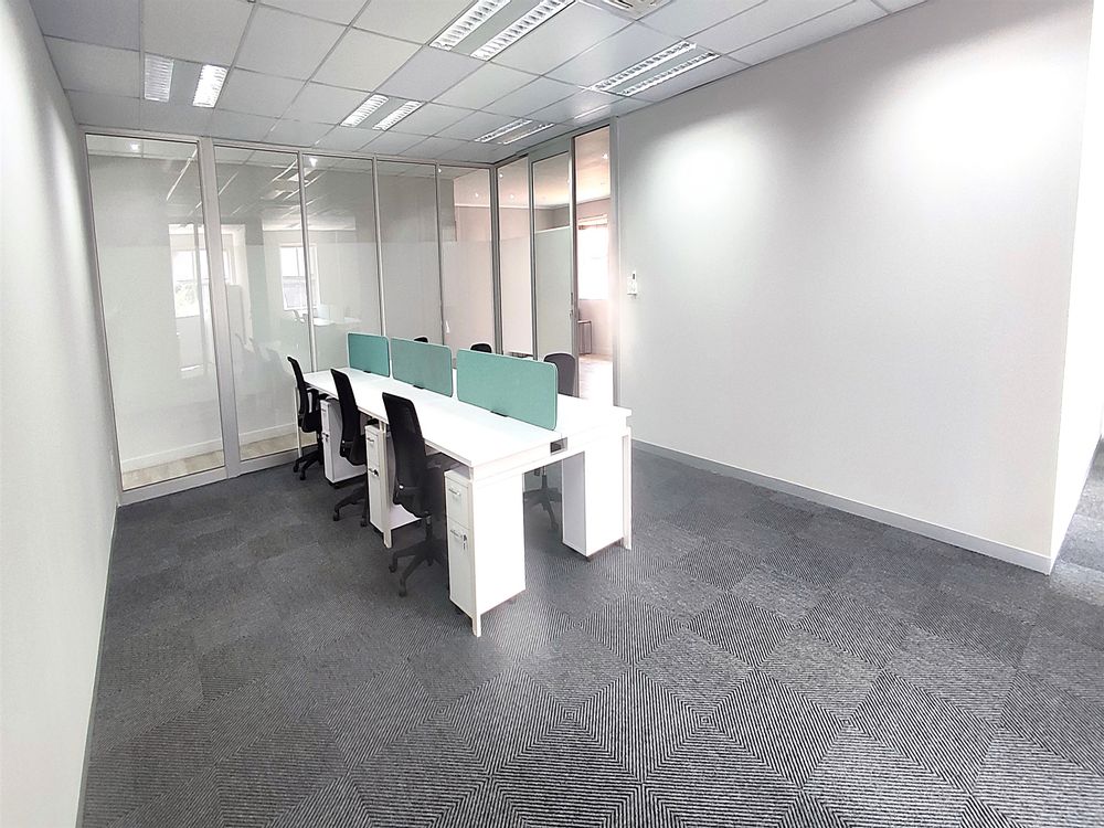 Investment Place - Hyde Park - Block C 1st Fl 383m² (1)