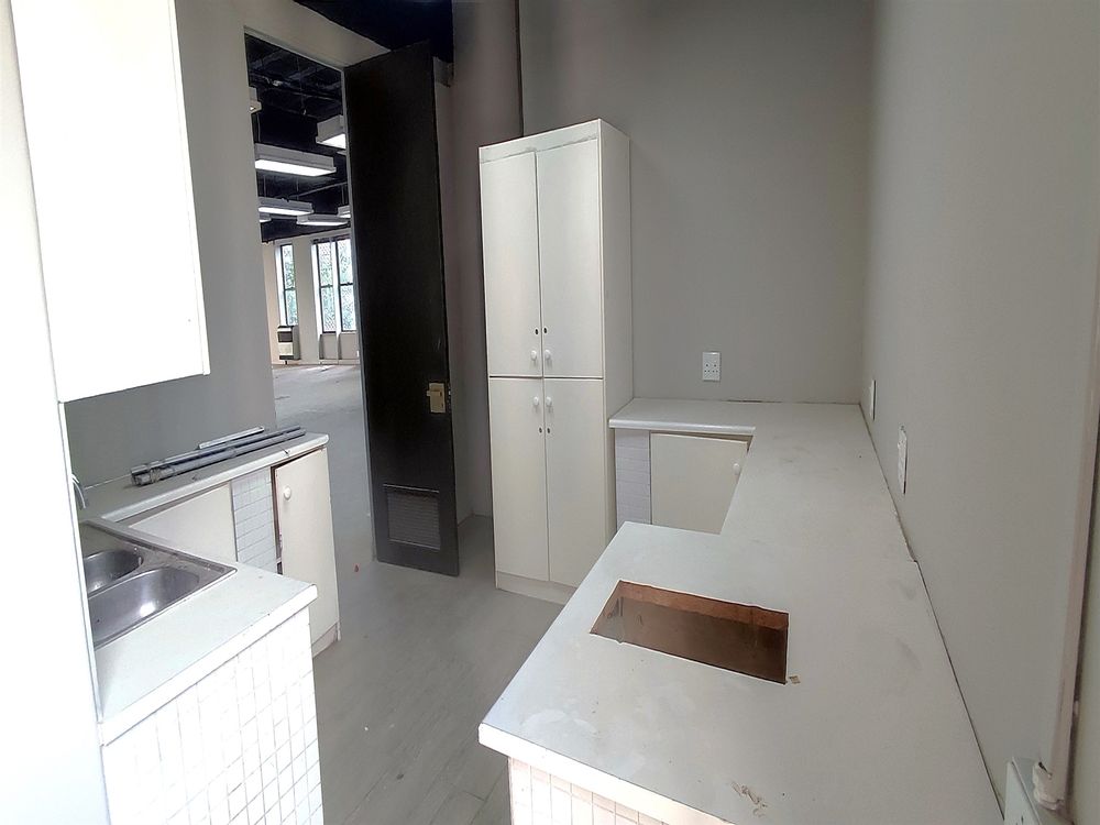 37 Bath avenue - Roseank - 2nd Floor 552m² (1)