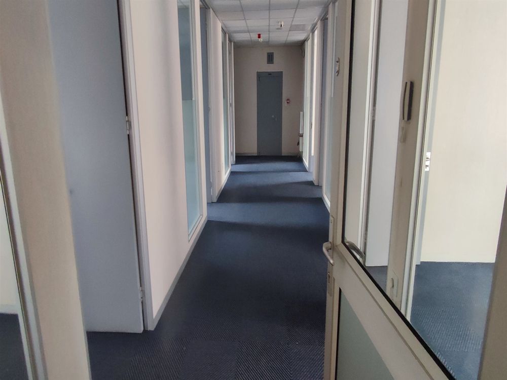 6 Sturdee Avenue_Rosebank_Gr Fl 157m² (1)