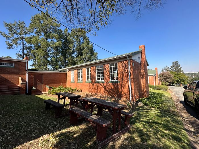 Office to Rent in Founders Hill: 24-hour security, flexible space, ample parking.