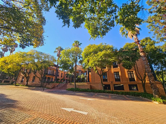 To Rent: Office in Morningside with gym access, backup systems, and secure environment.