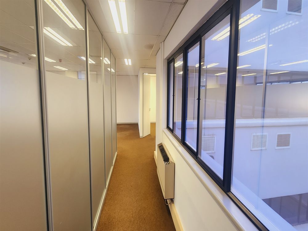 3 Gwen Lane - Sandton - 2nd Floor 692.47m² (5)