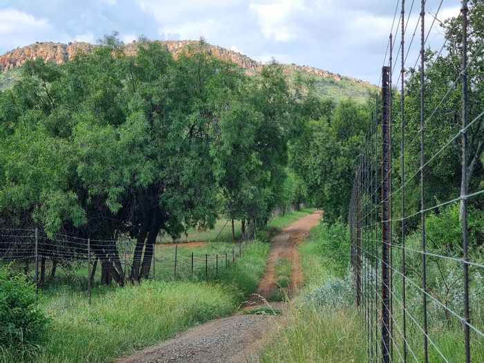 Vacant Land Commercial For Sale in Olifantsnek - 9 hectares with approved business rights.