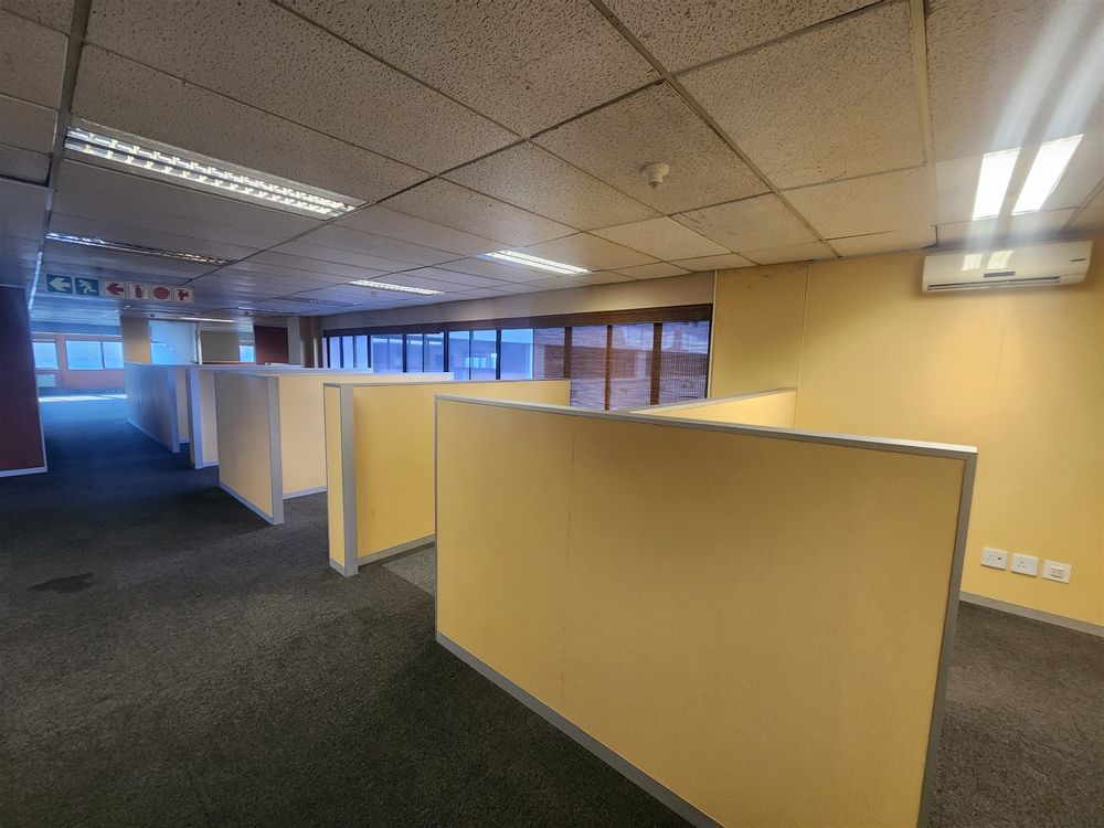 3 Gwen Lane - Sandton - 3rd FL 1536m² (5)