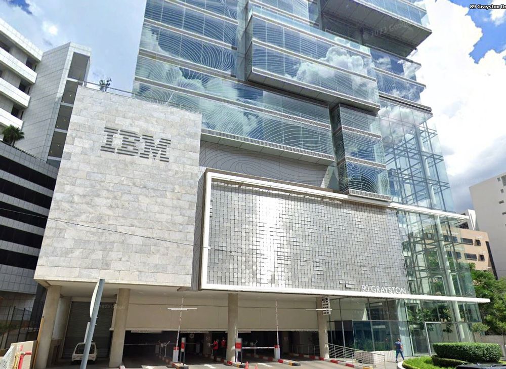 90 Grayston Drive - Sandton - Exterior