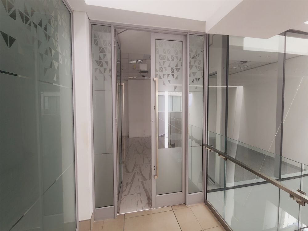 90 Grayston Drive - Sandton - 9thfl 460m² (1)