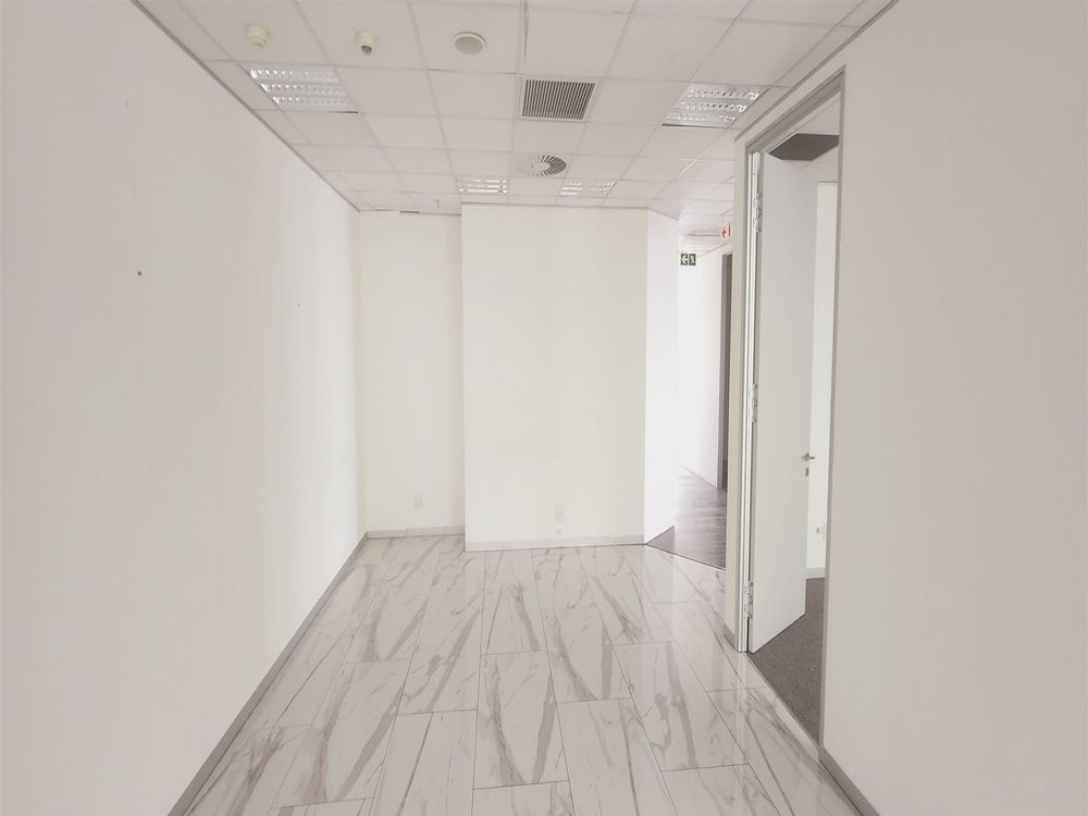 90 Grayston Drive - Sandton - 9thfl 460m² (2)