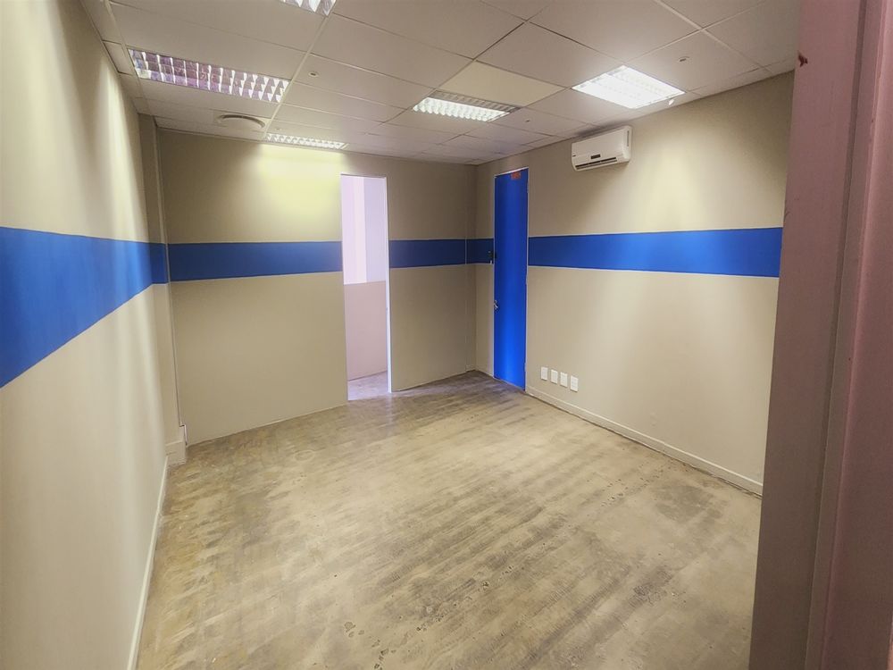Grayston Ridge Office Park - Sandton - Block A Gr fl 628m² (7)