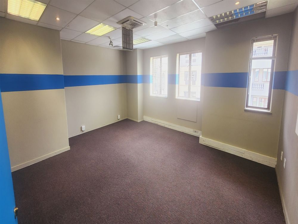 Grayston Ridge Office Park - Sandton - Block A Gr fl 628m² (5)