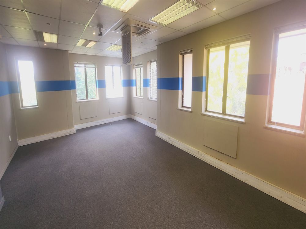 Grayston Ridge Office Park - Sandton - Block A Gr fl 628m² (4)