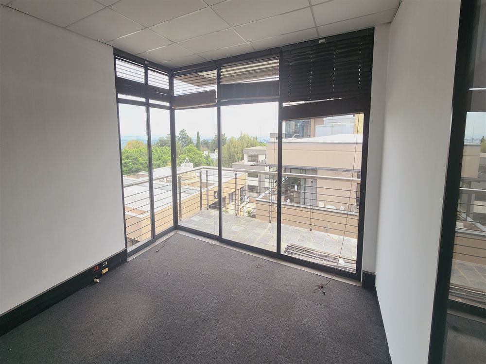 Commerce Square - Sandton - Bldg 3 2nd Fl  512m² (7)