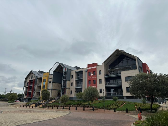 Office to Rent in Irene: Ground floor, flexible space, kitchen, boardroom, 24/7 security.