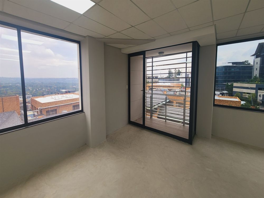 3 Sandown Valley Crescent-Sandton- SW 3rdfl 1066m² (8)