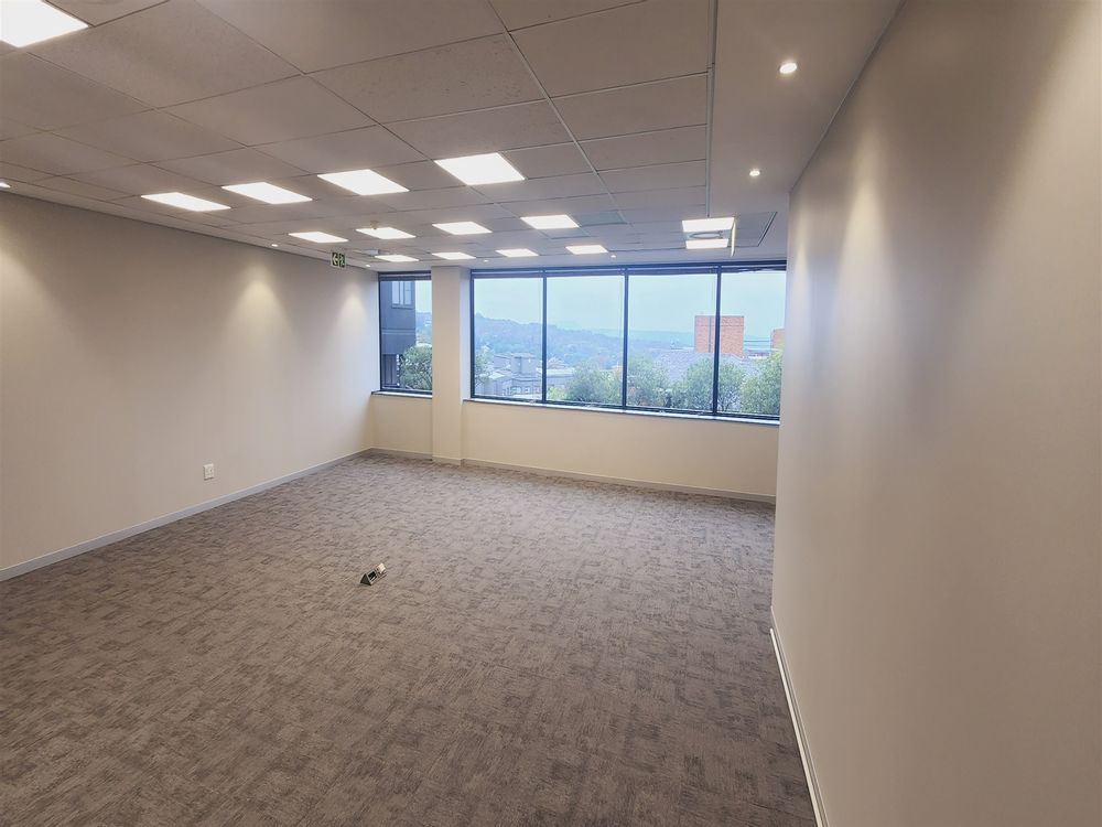 3 Sandown Valley Crescent - Sandton - SW 1stfl 1075m² (4)