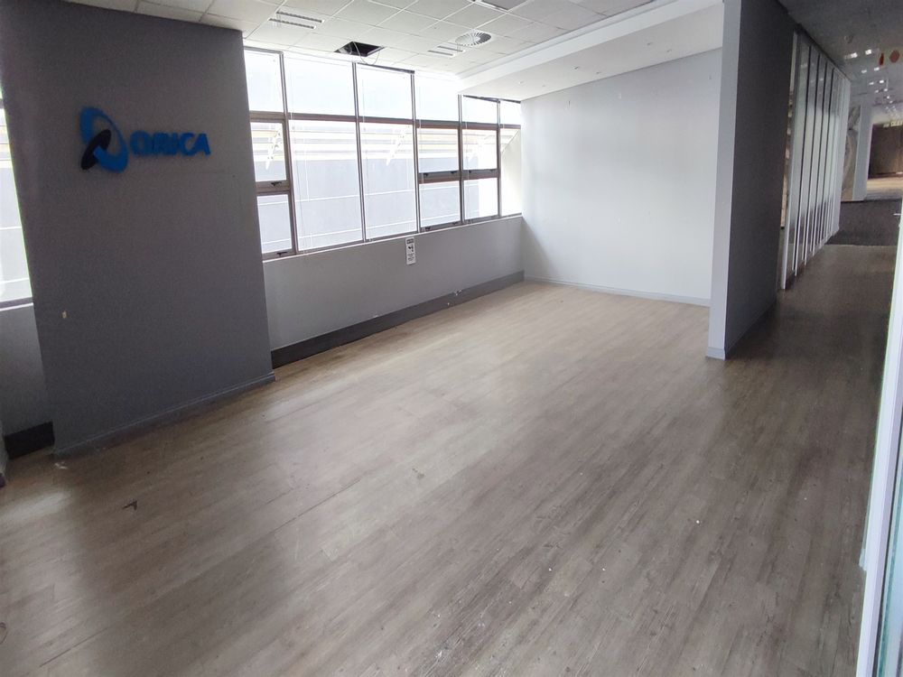 Cradock Square - Rosebank - 2nd floor 698m² (3