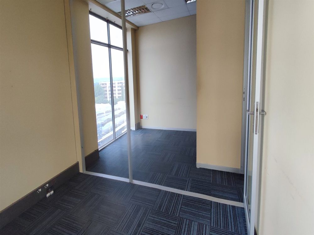 Cradock Square - Rosebank - 3rd floor 643m² (8