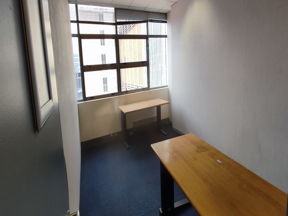 Cradock Square - Rosebank - 3rd floor 564m² (8