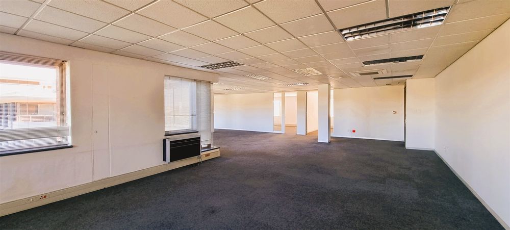 The Woodlands Office Park-Building 12 (7)