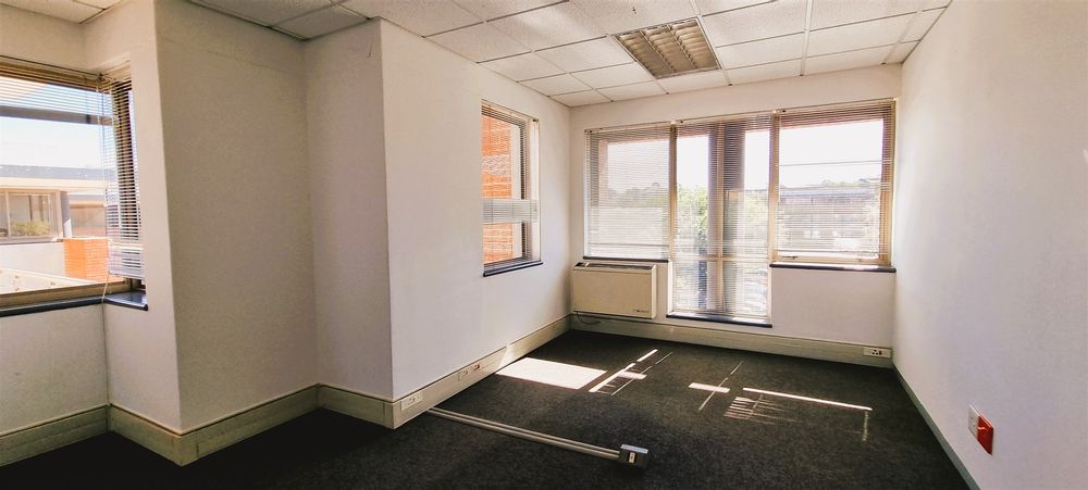 The Woodlands Office Park-Building 12 (9)