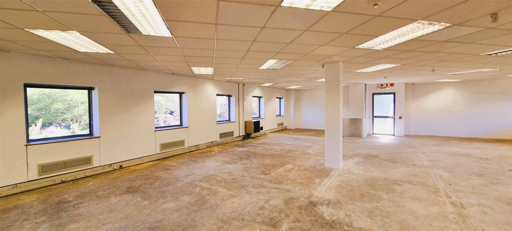 The Woodlands-Woodmead-Building 26 (9)