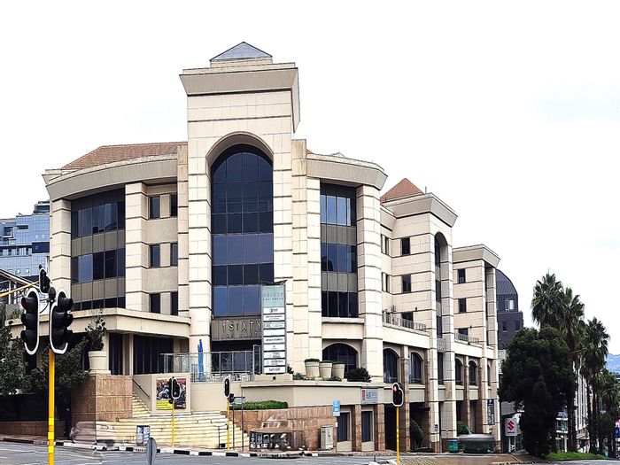 Office to Rent in Rosebank: Fully fitted, balcony, prime location, 24/7 security.