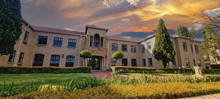 Bryanston Office To Rent: 3 Months Free, Tenant Allowance, Great Location, Secure Park.