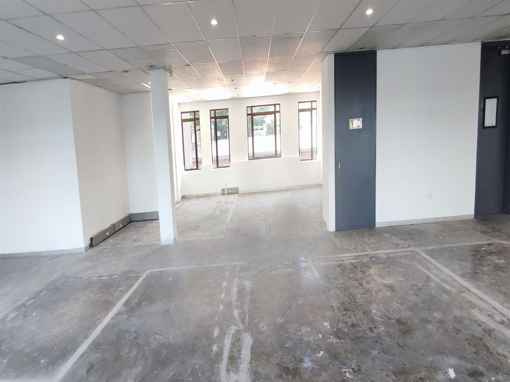 Hyde Park Lane Edinburgh gate 1st fl 389m² (4)