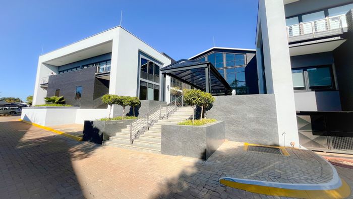 To Rent: 300m2 Office in Bedfordview Central with flexible layouts and secure access.