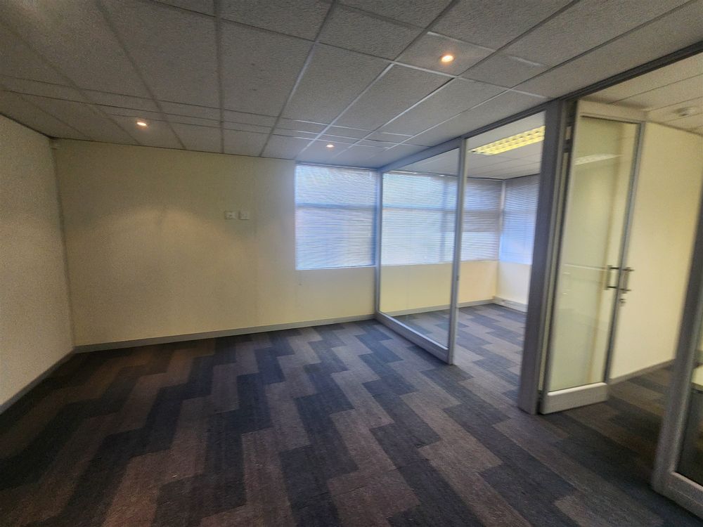 Commerce Square - Sandton- Building 3 gr fl 324 sqm (6