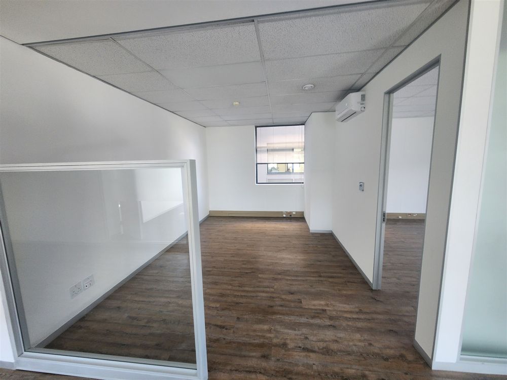 Commerce Square - Sandton- Building 3 1st fl 298m² (3