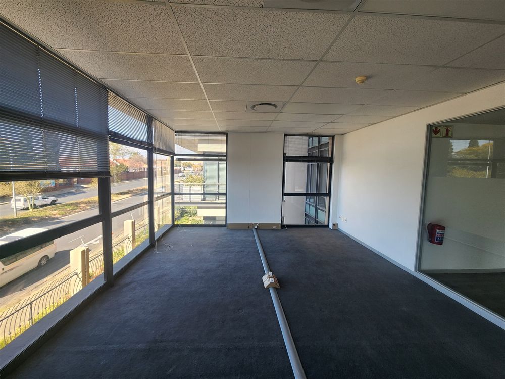 Commerce Square - Sandton- Building 3 1st fl 298m² (13