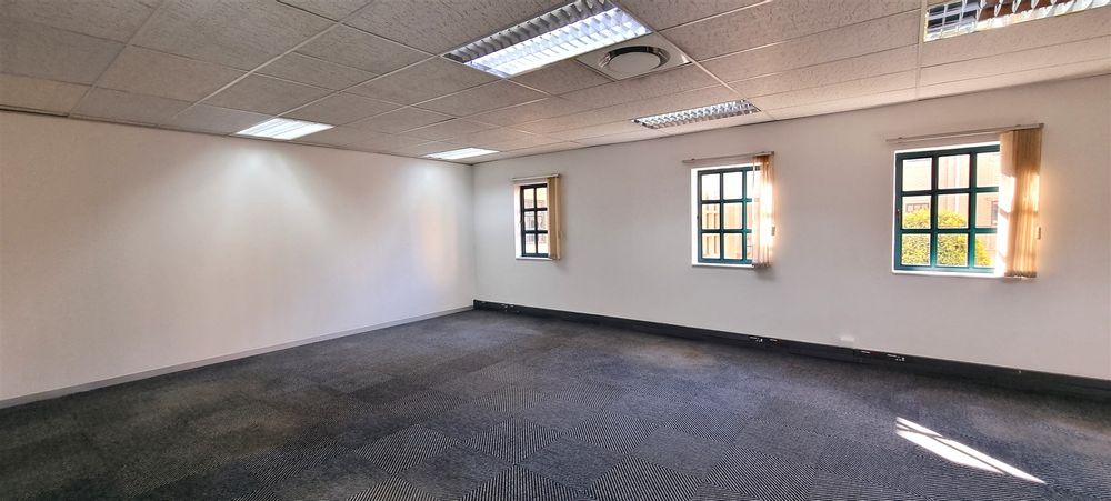 3 Eglin Road-Sunninghill-Crescent 1 (17)