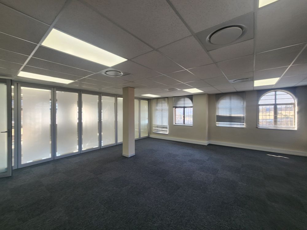 Grayston Ridge Office Park - Sandton - Block B LG 485m² (7