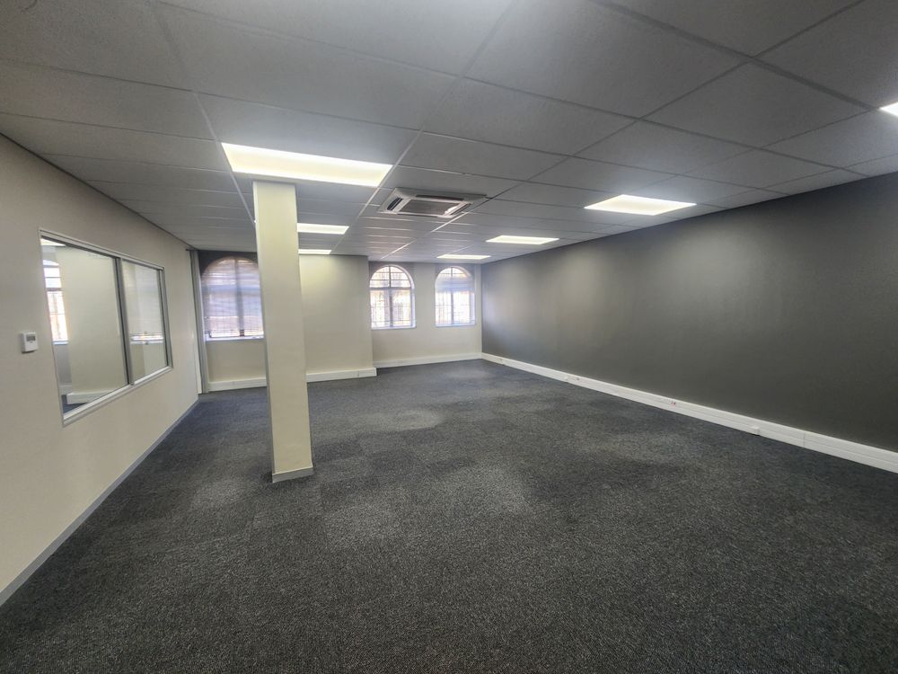 Grayston Ridge Office Park - Sandton - Block B LG 485m² (3