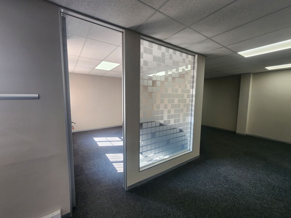 Grayston Ridge Office Park - Sandton - Block B LG 485m² (2